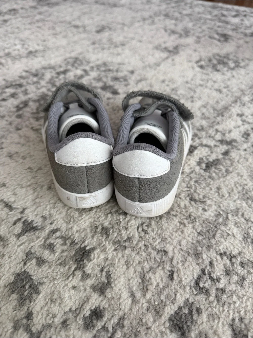 adidas elastic white play